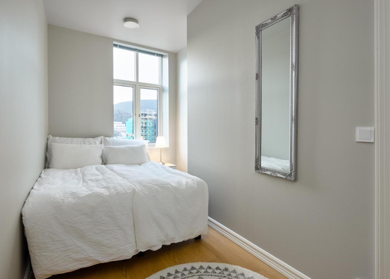 Elegant Bergen City Center Apartment - Ideal For Business Or Leisure Travelers Екстериор снимка