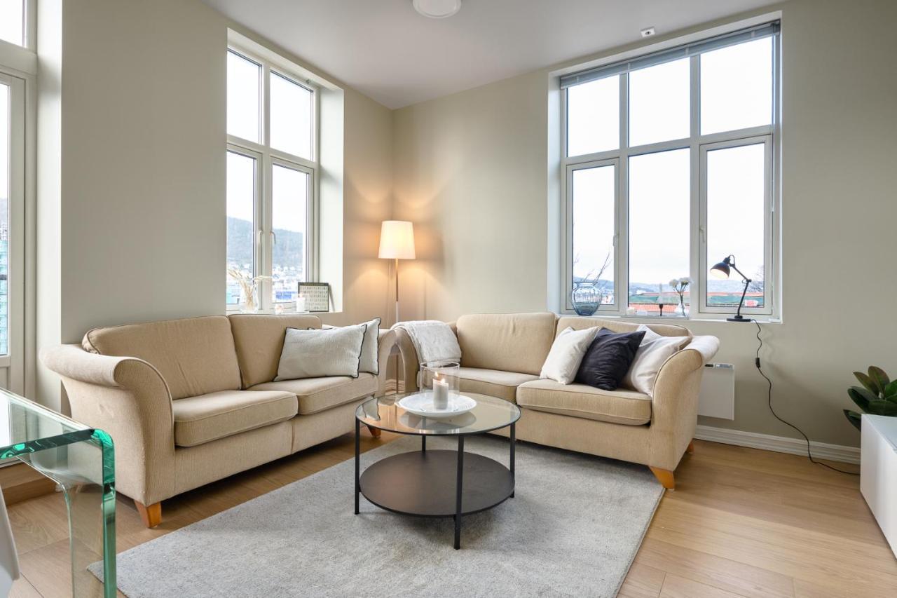 Elegant Bergen City Center Apartment - Ideal For Business Or Leisure Travelers Екстериор снимка