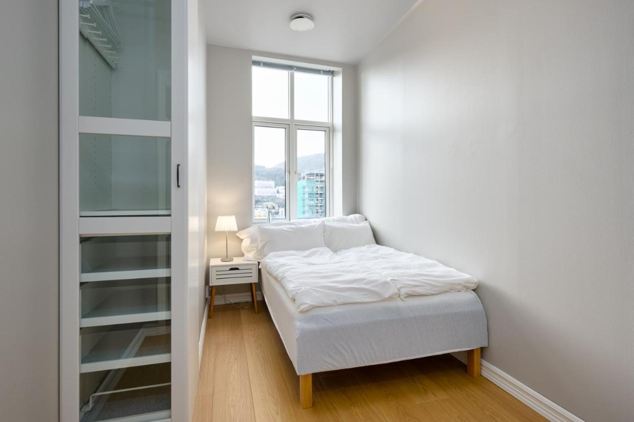 Elegant Bergen City Center Apartment - Ideal For Business Or Leisure Travelers Екстериор снимка